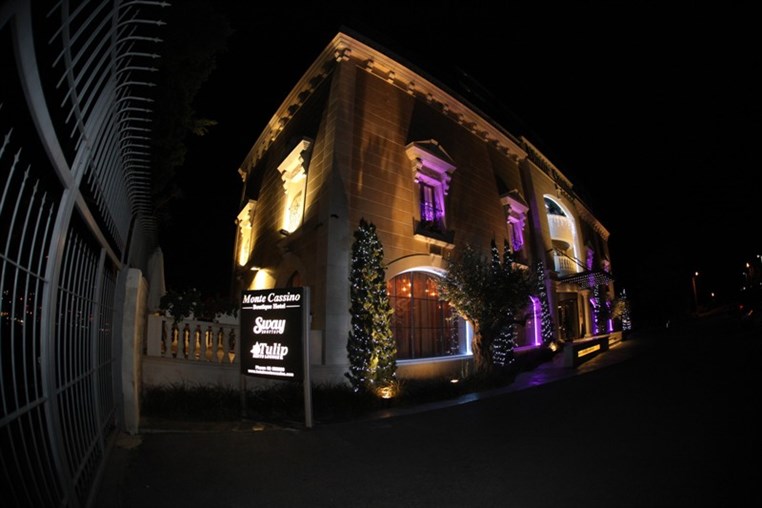 Moules et Frites at Monte Cassino